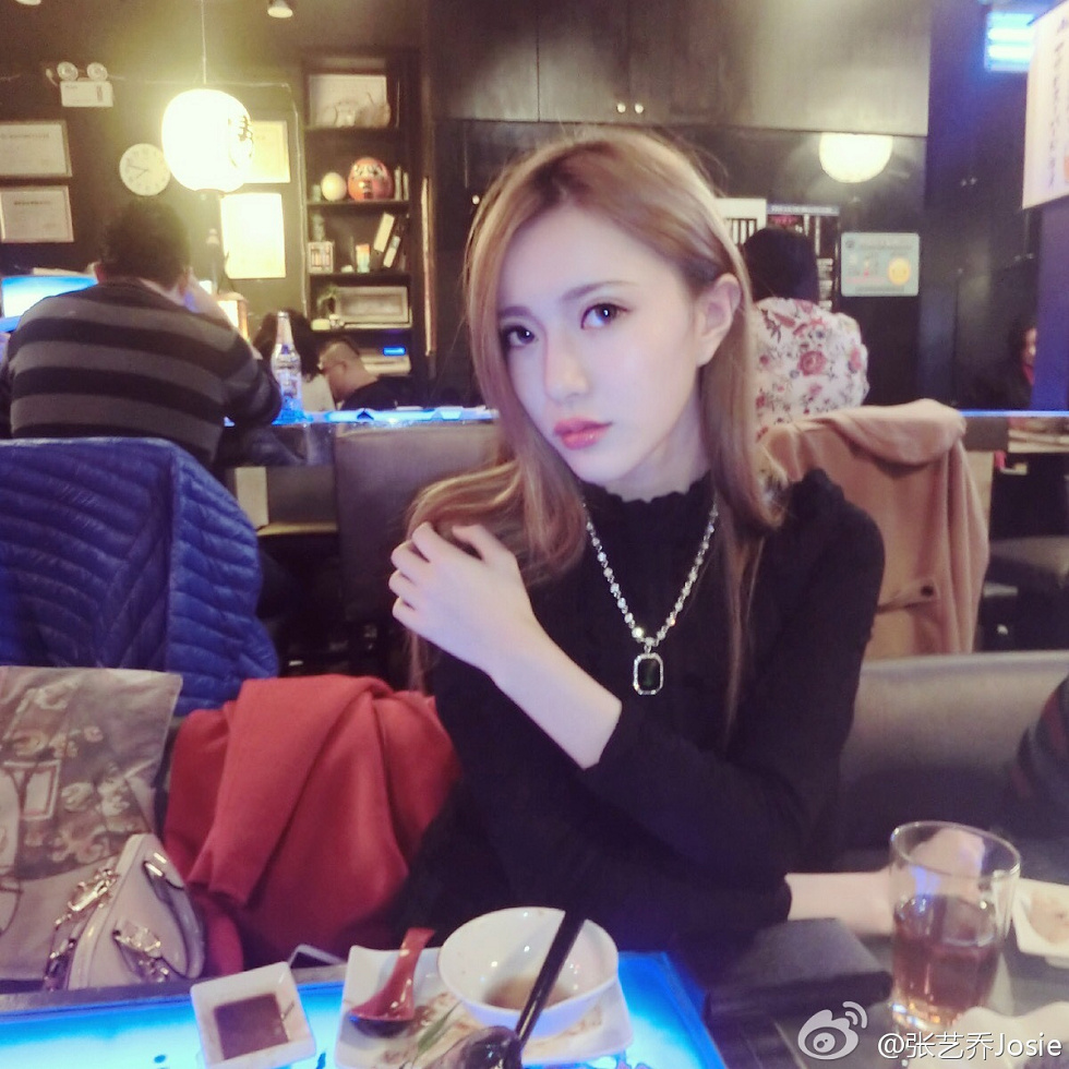 嫩模张艺乔josie完美身材海量微博卖萌性感写真275P