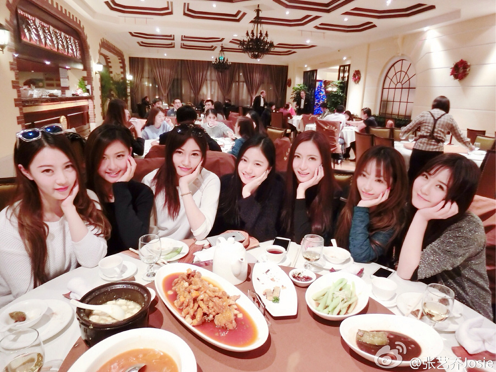 嫩模张艺乔josie完美身材海量微博卖萌性感写真275P