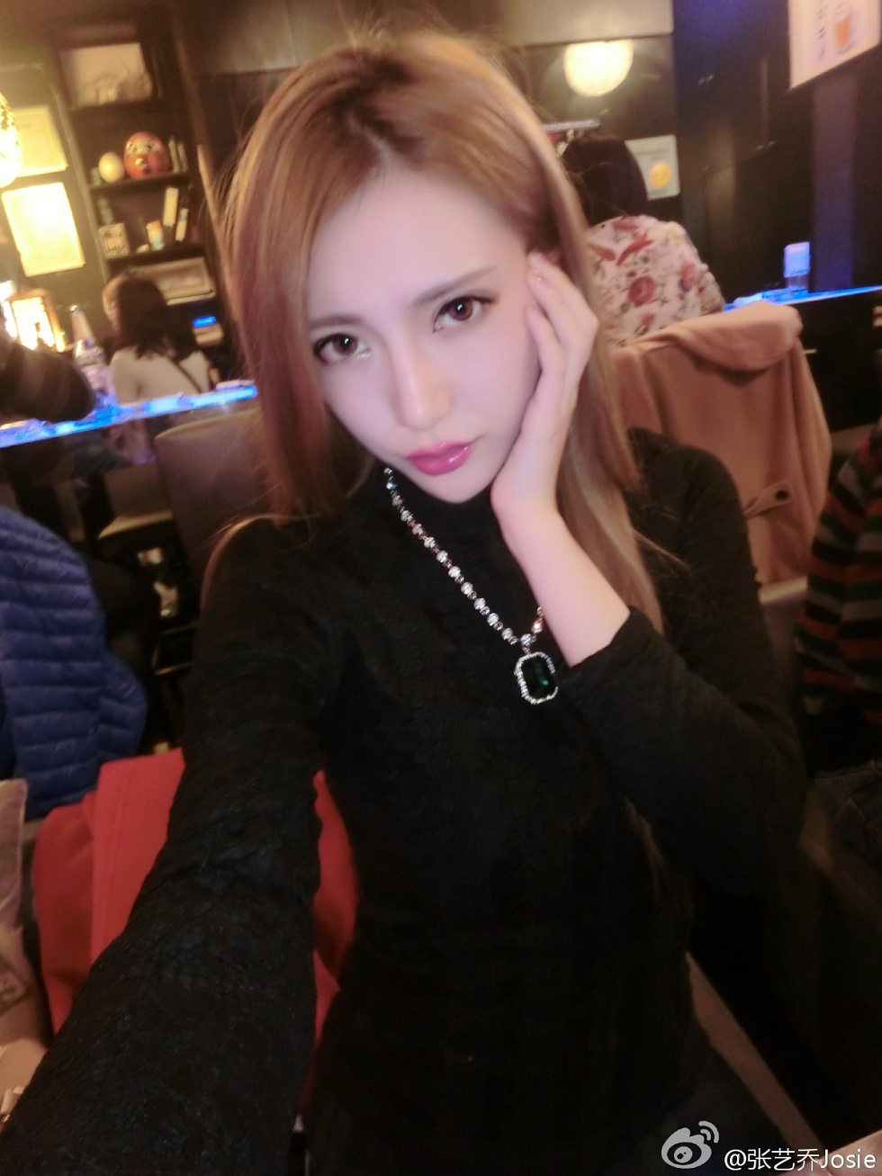 嫩模张艺乔josie完美身材海量微博卖萌性感写真275P