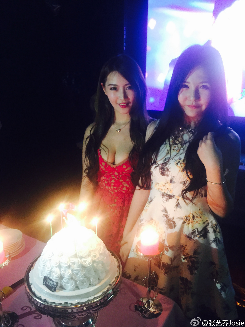 嫩模张艺乔josie完美身材海量微博卖萌性感写真275P