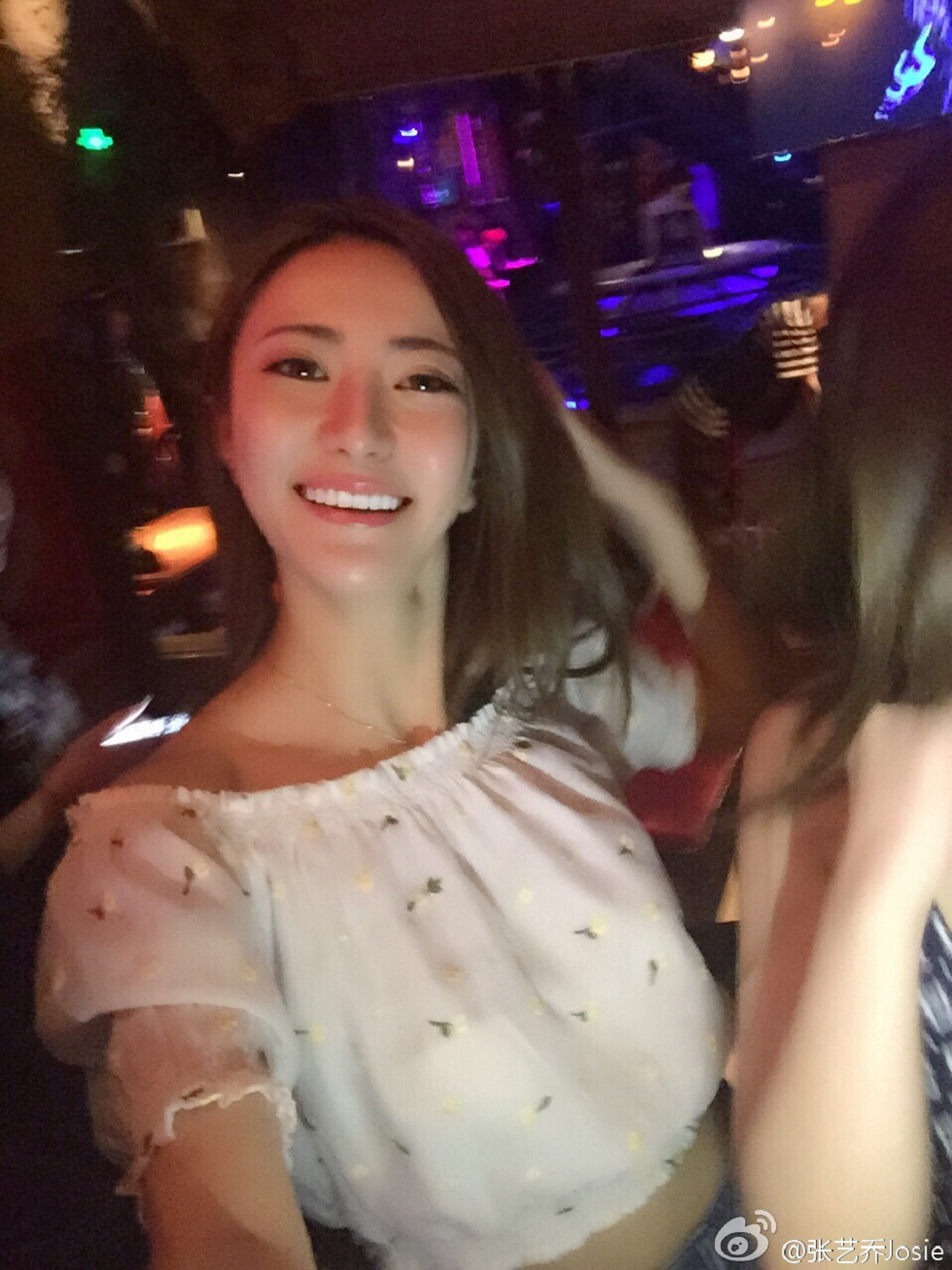 嫩模张艺乔josie完美身材海量微博卖萌性感写真275P