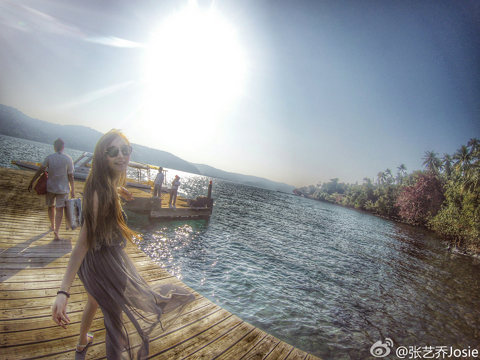 嫩模张艺乔josie完美身材海量微博卖萌性感写真275P