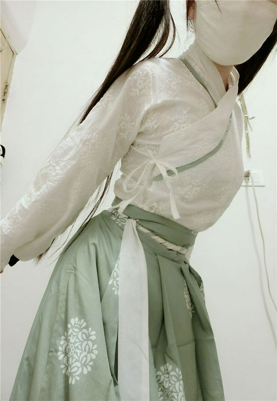 西尔酱古风私房自拍