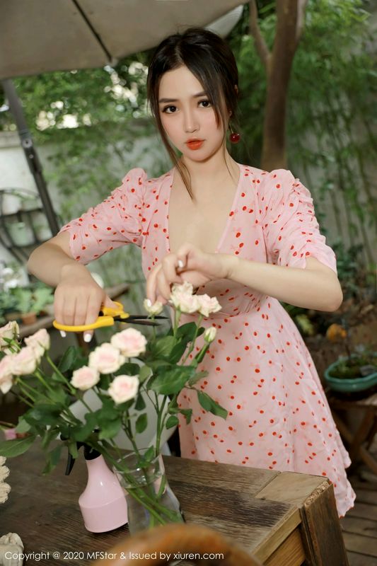 MFStar模范学院VOL.338蛋糕Cake大理旅拍写真