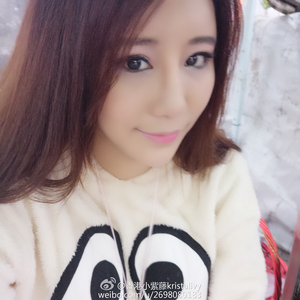 胸模香港小紫藤Kristalivy超级豪乳撩人诱惑写真38P