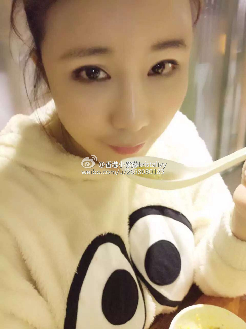 胸模香港小紫藤Kristalivy超级豪乳撩人诱惑写真38P