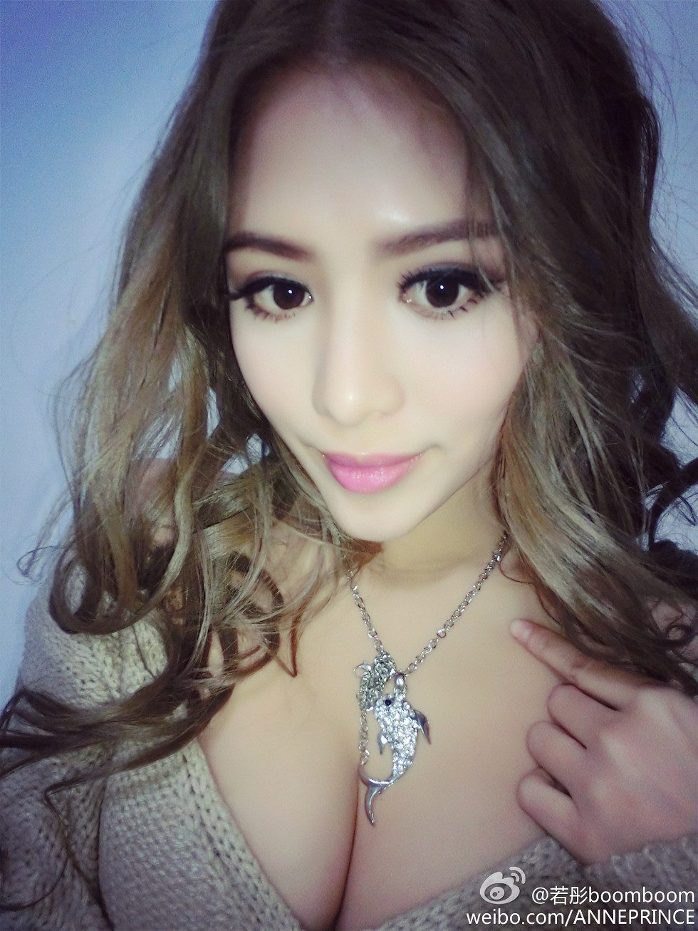 内地嫩模若彤boomboom丰乳大肥臀微博海量写真568P
