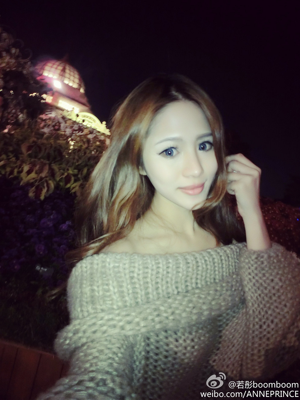 内地嫩模若彤boomboom丰乳大肥臀微博海量写真568P