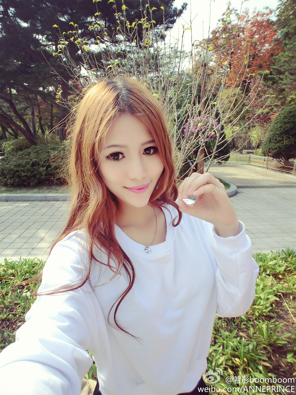 内地嫩模若彤boomboom丰乳大肥臀微博海量写真568P