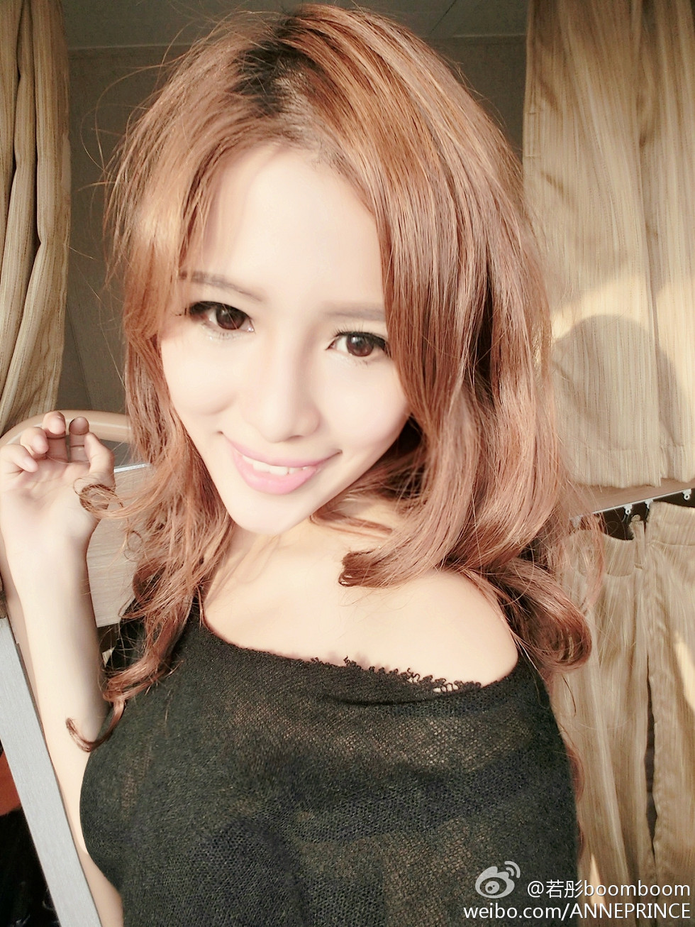 内地嫩模若彤boomboom丰乳大肥臀微博海量写真568P