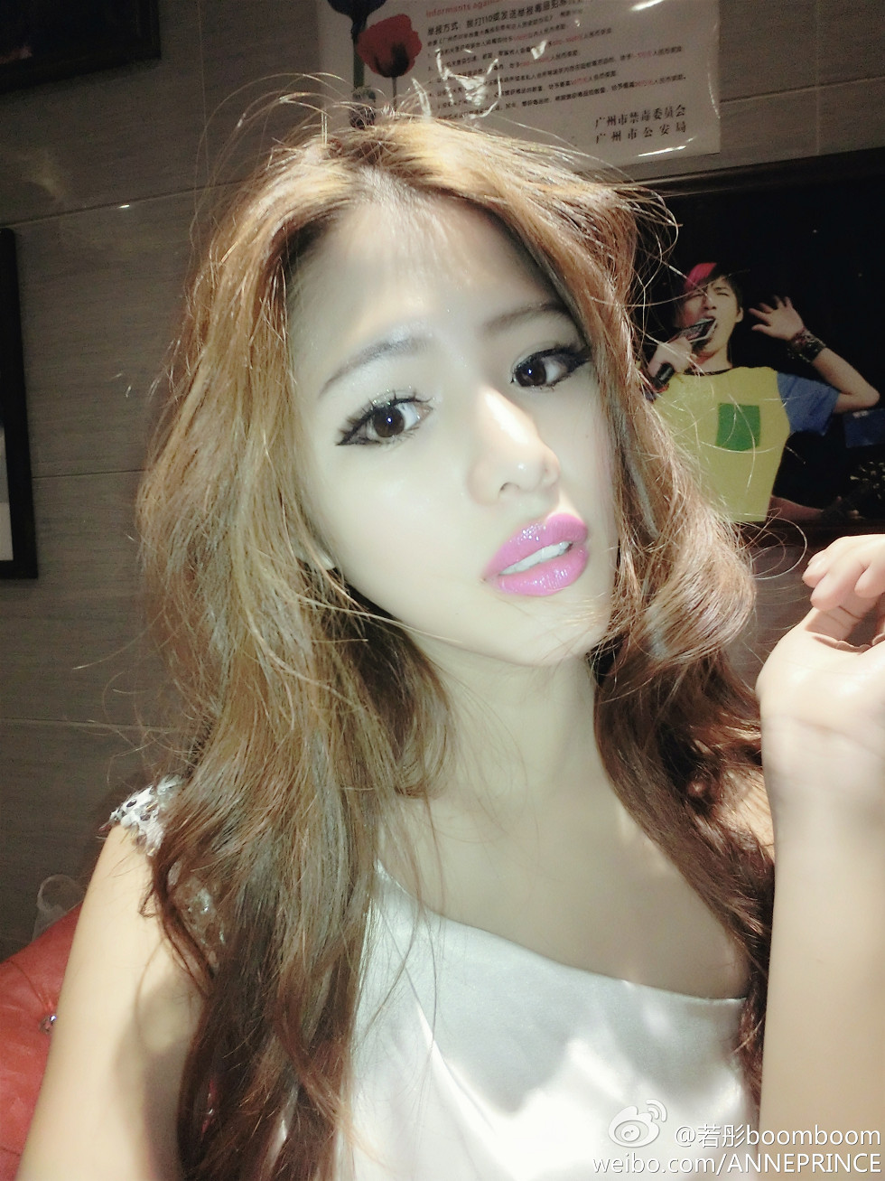 内地嫩模若彤boomboom丰乳大肥臀微博海量写真568P