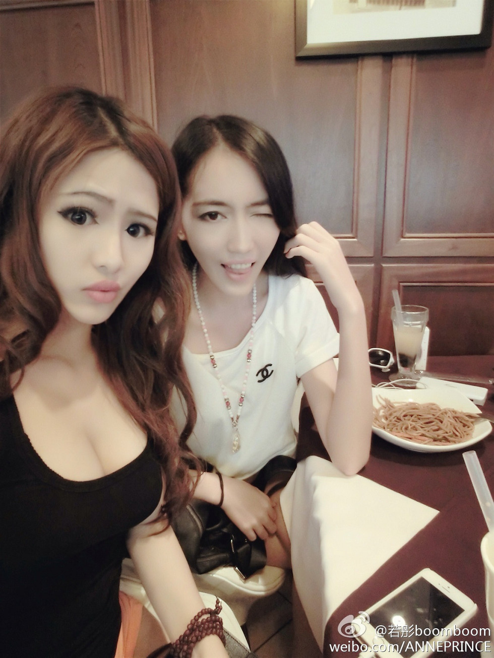 内地嫩模若彤boomboom丰乳大肥臀微博海量写真568P