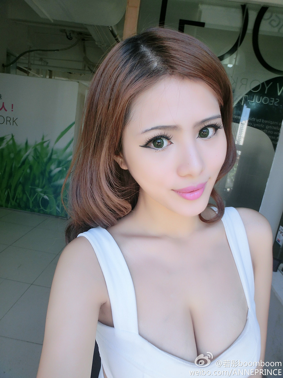 内地嫩模若彤boomboom丰乳大肥臀微博海量写真568P