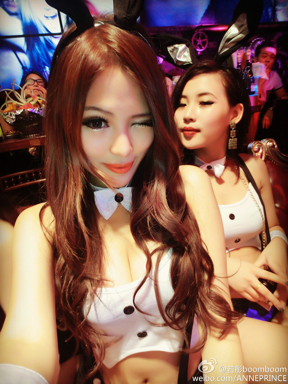 内地嫩模若彤boomboom丰乳大肥臀微博海量写真568P