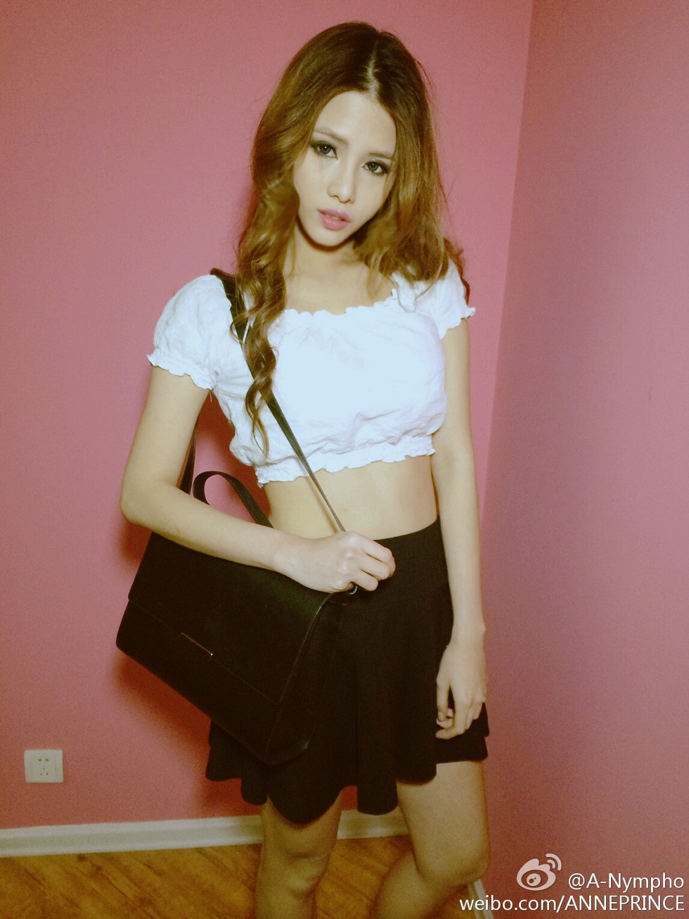 内地嫩模若彤boomboom丰乳大肥臀微博海量写真568P