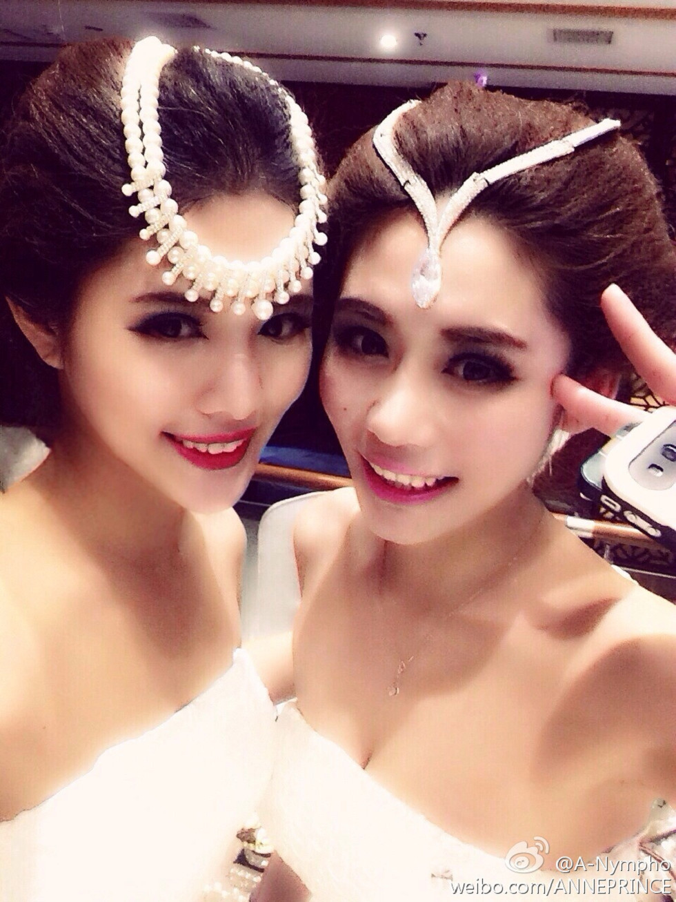 内地嫩模若彤boomboom丰乳大肥臀微博海量写真568P