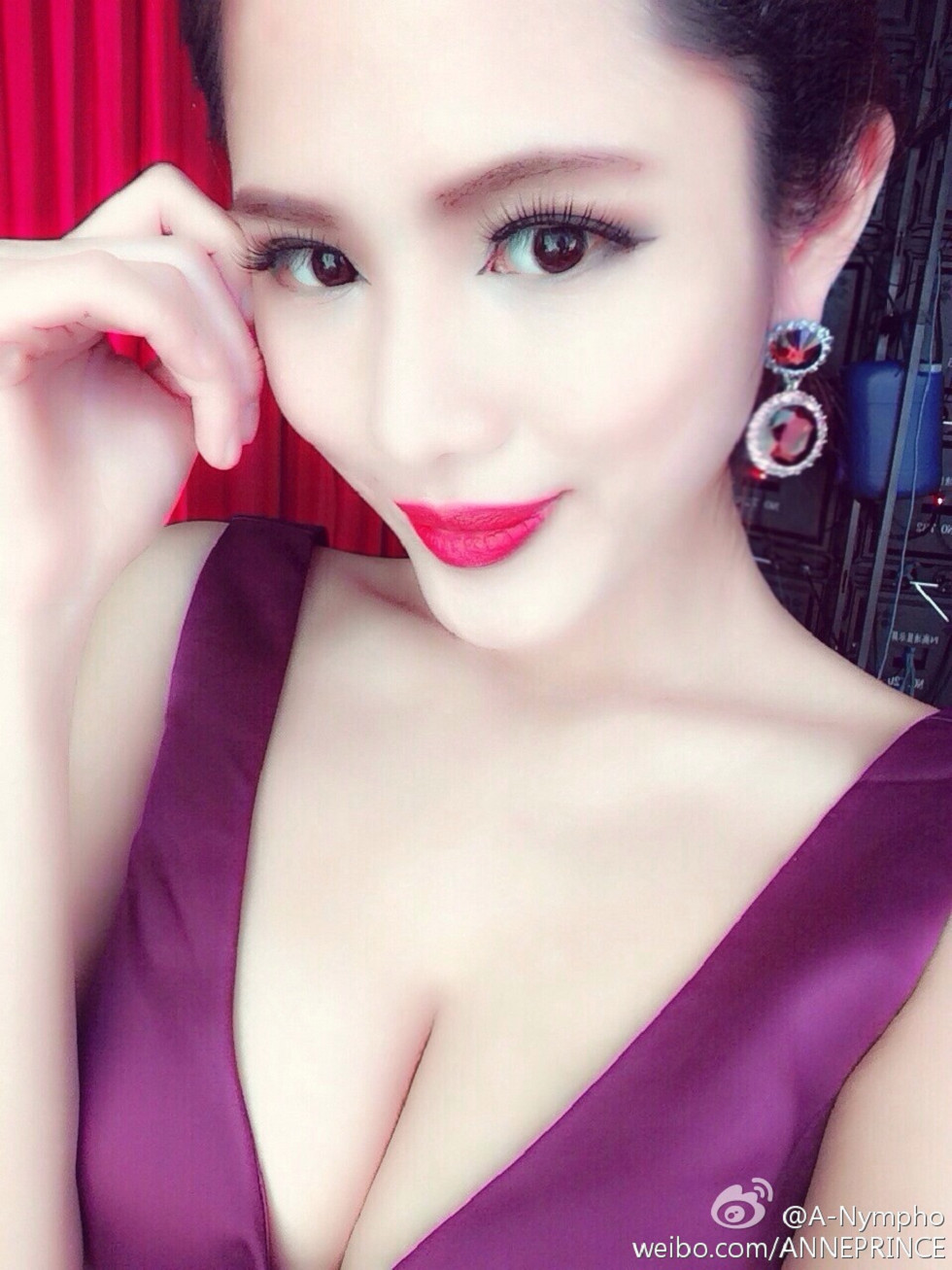 内地嫩模若彤boomboom丰乳大肥臀微博海量写真568P