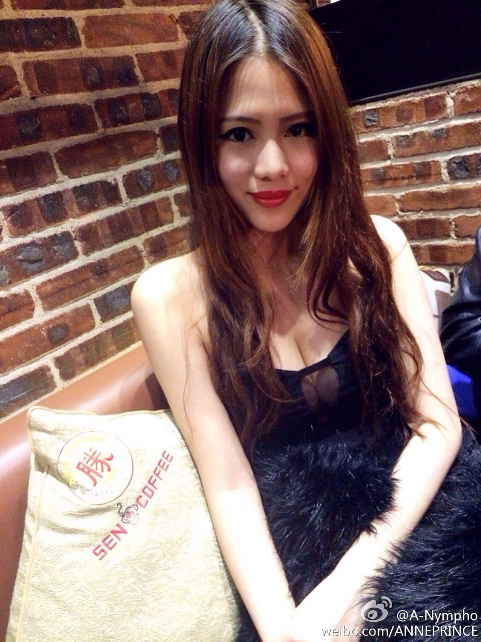 内地嫩模若彤boomboom丰乳大肥臀微博海量写真568P