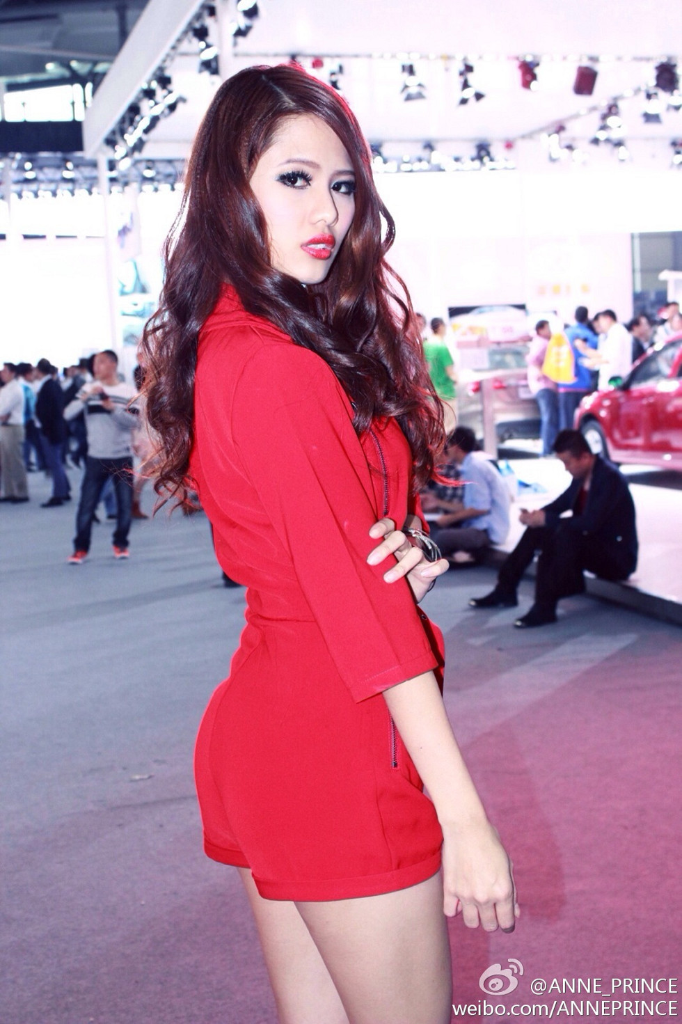 内地嫩模若彤boomboom丰乳大肥臀微博海量写真568P