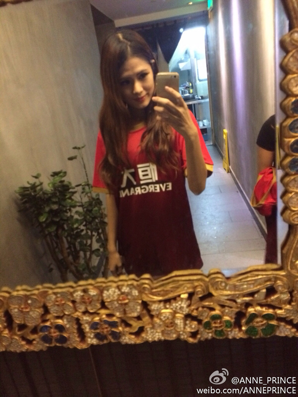 内地嫩模若彤boomboom丰乳大肥臀微博海量写真568P