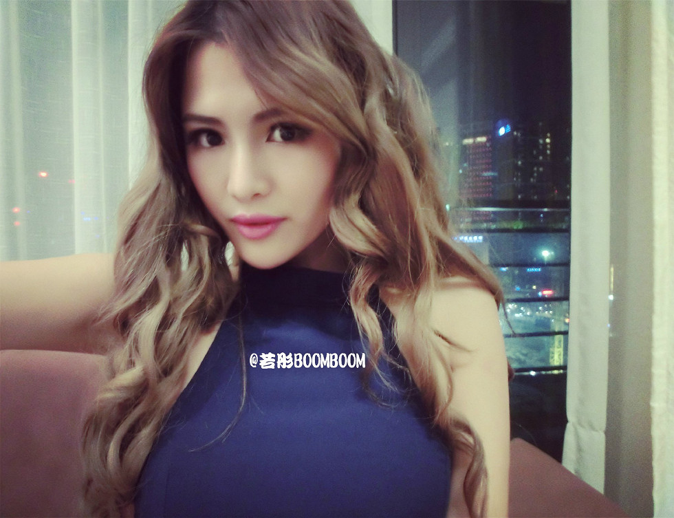 内地嫩模若彤boomboom丰乳大肥臀微博海量写真568P