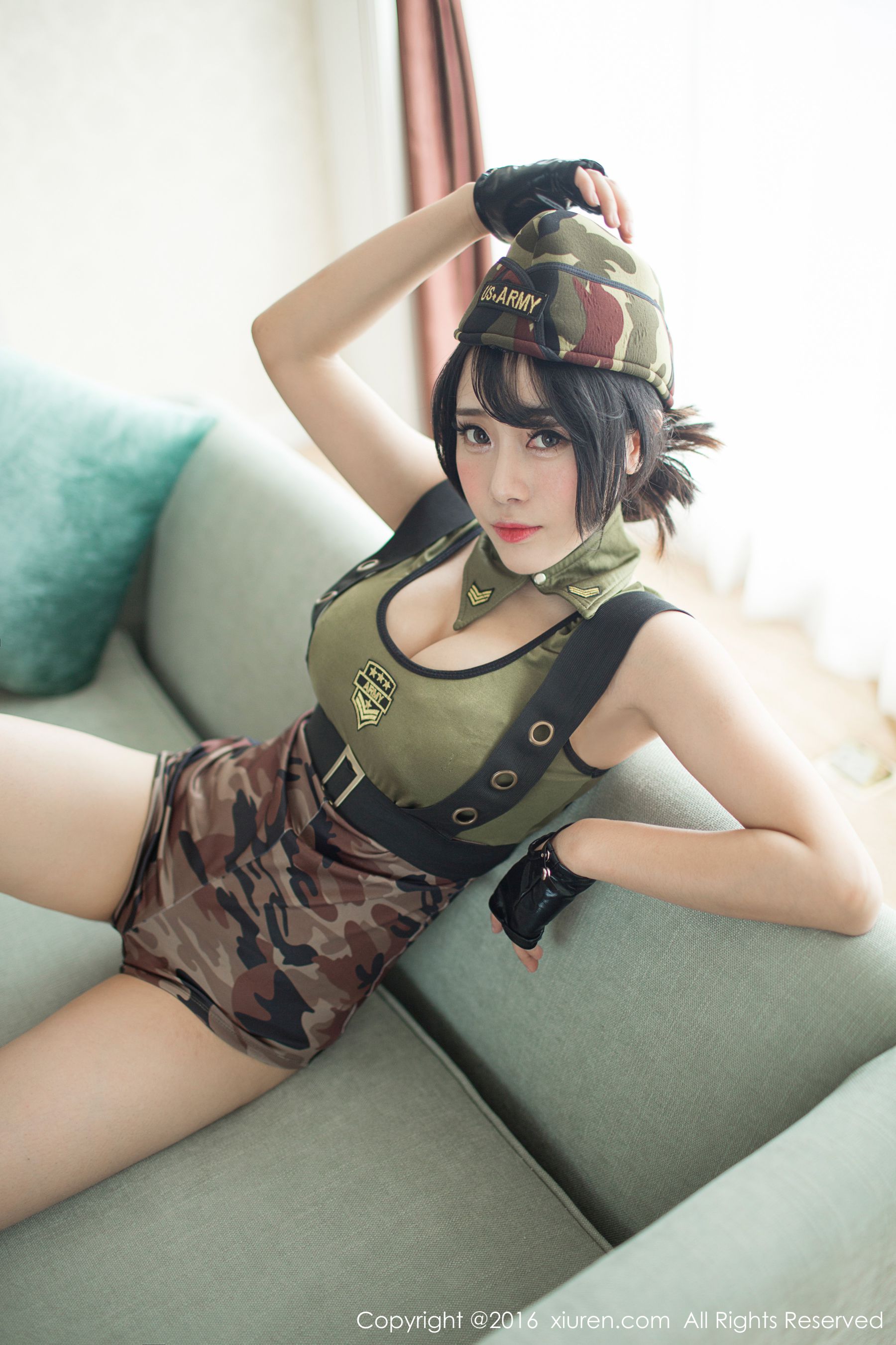 兜豆靓Youlina《迷彩服+浴室系列》 [秀人网XiuRen] No.519 写真集