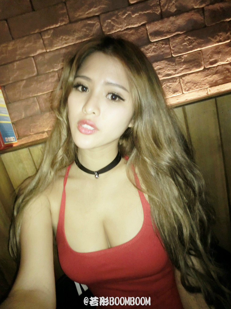 内地嫩模若彤boomboom丰乳大肥臀微博海量写真568P