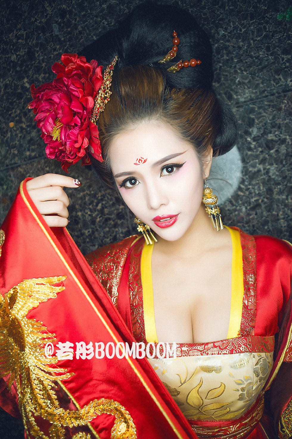 内地嫩模若彤boomboom丰乳大肥臀微博海量写真568P