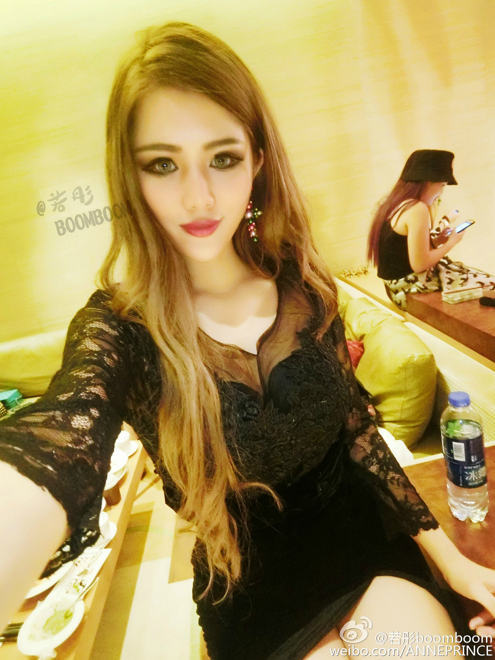 内地嫩模若彤boomboom丰乳大肥臀微博海量写真568P
