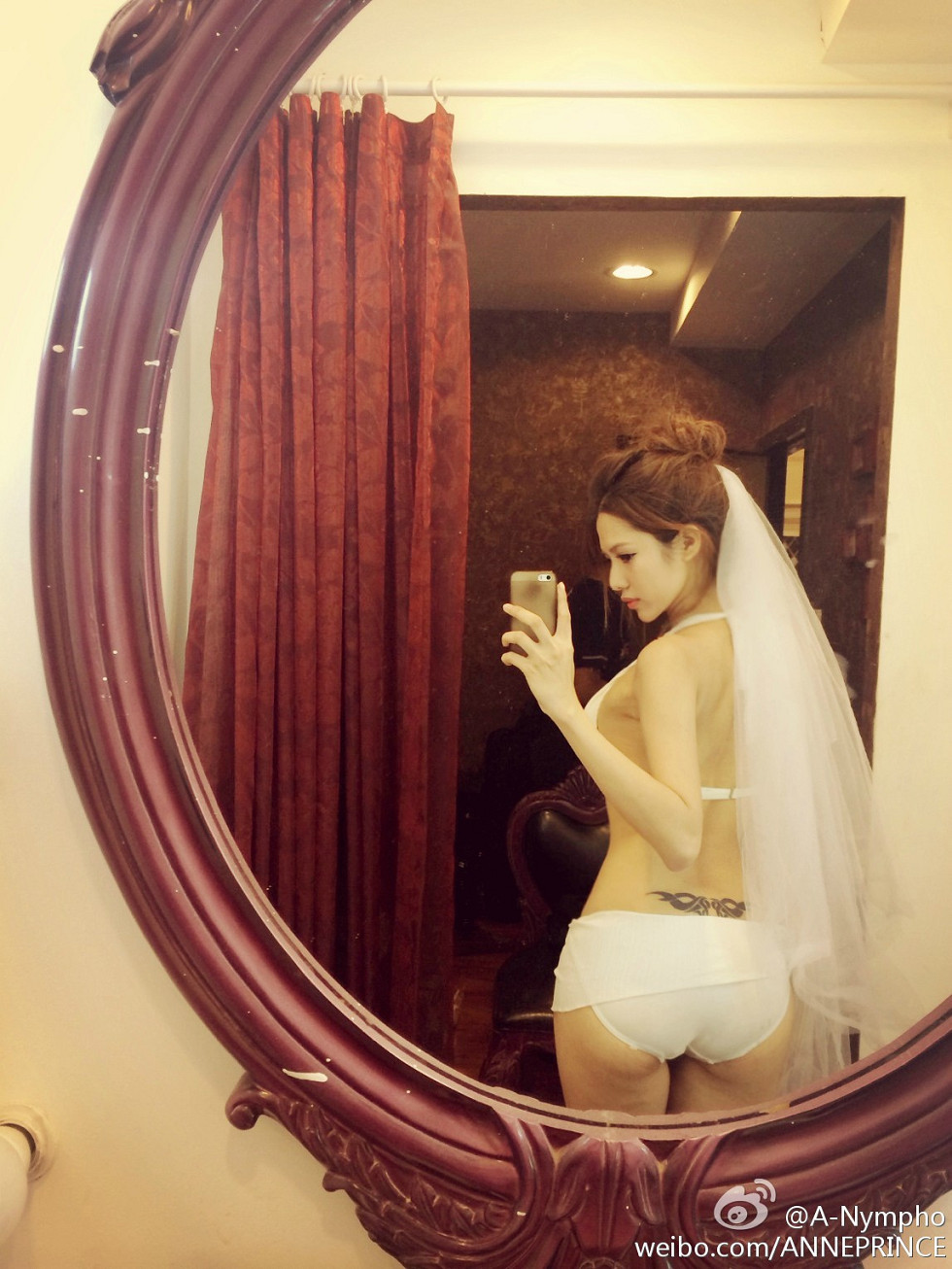 内地嫩模若彤boomboom丰乳大肥臀微博海量写真568P