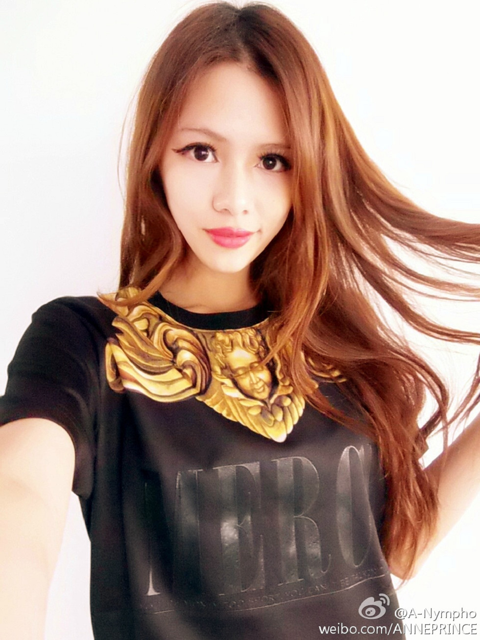 内地嫩模若彤boomboom丰乳大肥臀微博海量写真568P