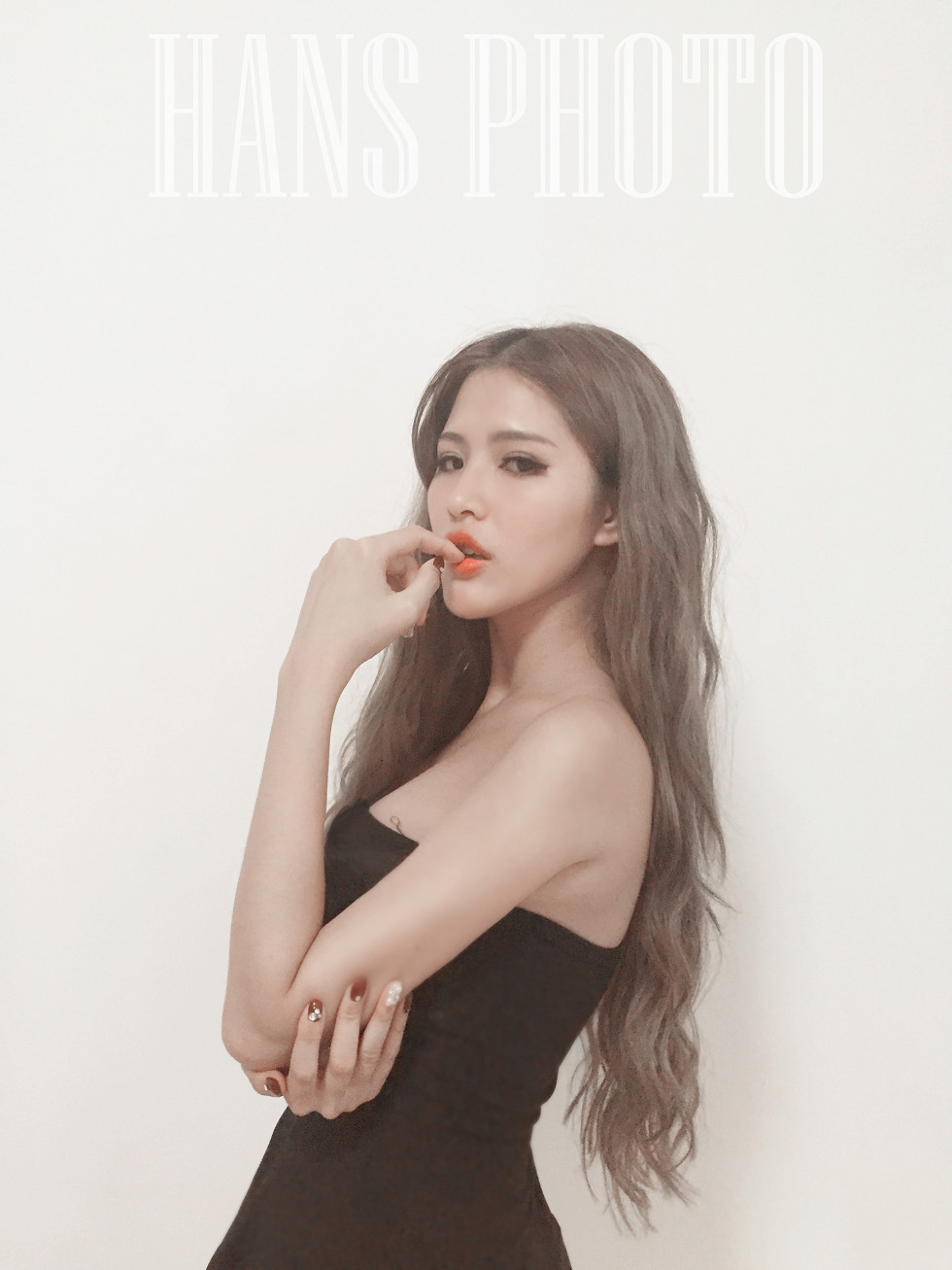 内地嫩模若彤boomboom丰乳大肥臀微博海量写真568P