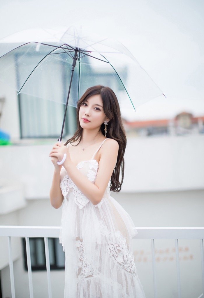 美若天仙！甜美模特杨晨晨前凸后翘韵味十足