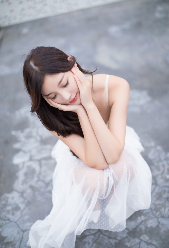 美若天仙！甜美模特杨晨晨前凸后翘韵味十足