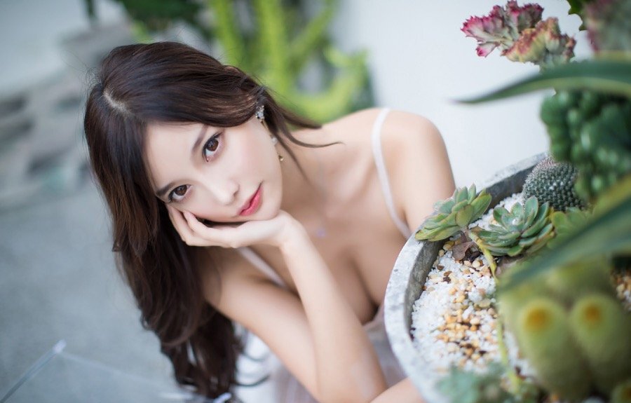 美若天仙！甜美模特杨晨晨前凸后翘韵味十足