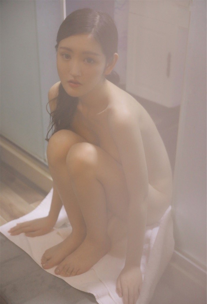 朦胧唯美且不失娇媚柔情 性感美女沈梦瑶纯肉体大赏