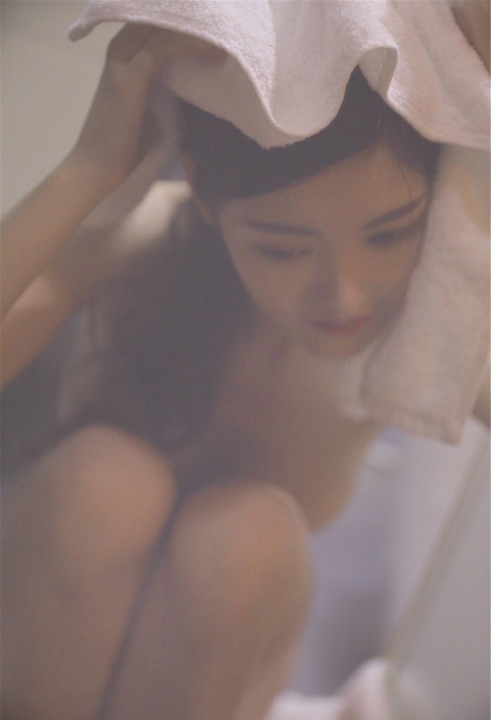 朦胧唯美且不失娇媚柔情 性感美女沈梦瑶纯肉体大赏