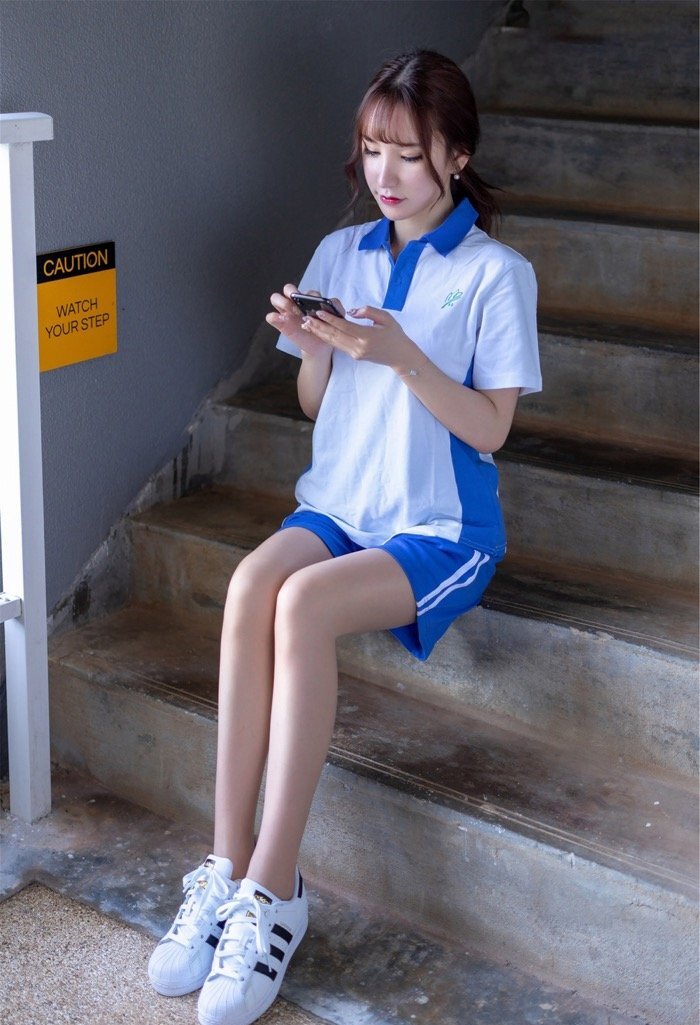 周于希VS顾奈奈酱 两大女神联袂演绎师生激情小剧场