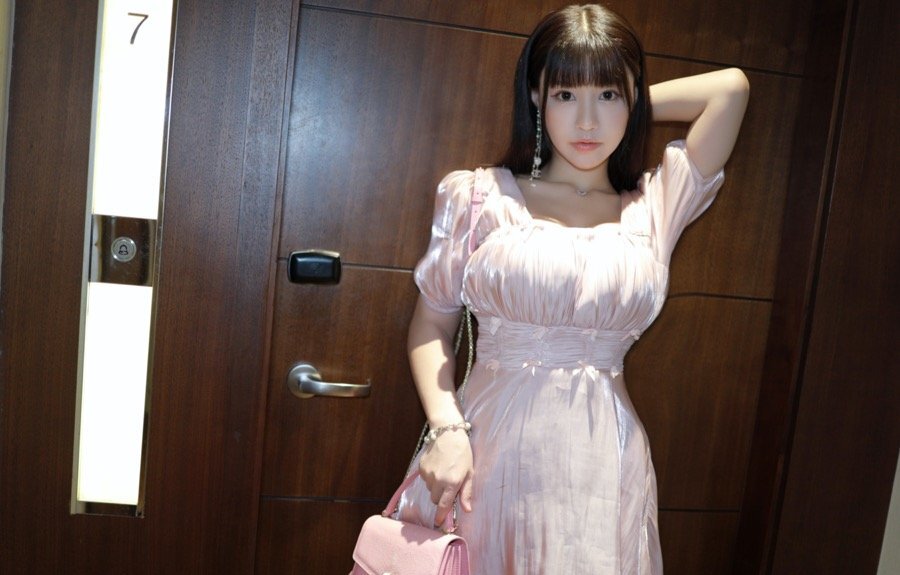 女神送上门！水嫩妹子朱可儿舌功一流让人受不了