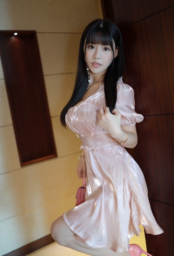 女神送上门！水嫩妹子朱可儿舌功一流让人受不了