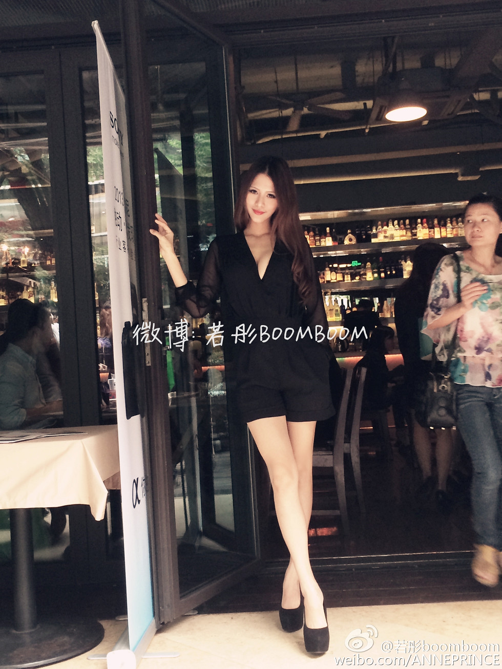 内地嫩模若彤boomboom丰乳大肥臀微博海量写真568P