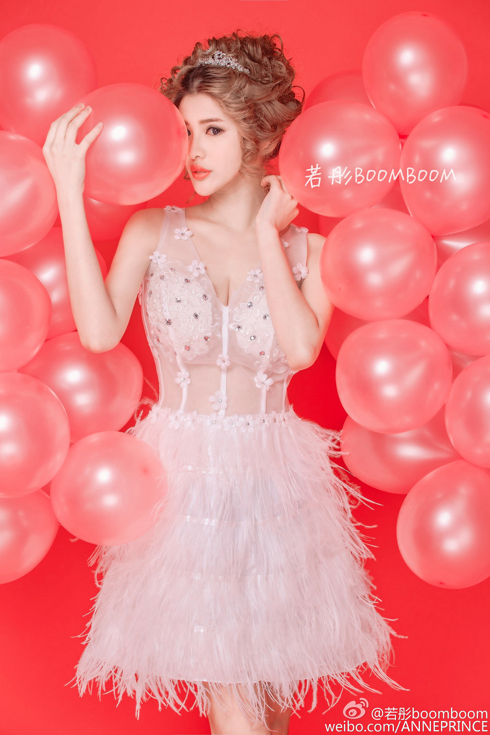 内地嫩模若彤boomboom丰乳大肥臀微博海量写真568P