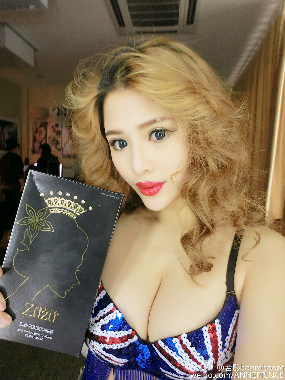 内地嫩模若彤boomboom丰乳大肥臀微博海量写真568P