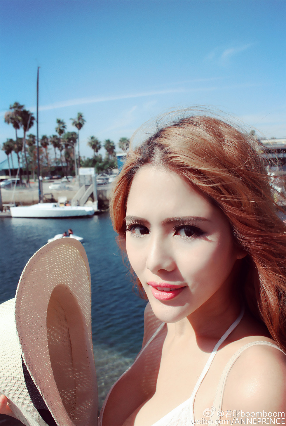 内地嫩模若彤boomboom丰乳大肥臀微博海量写真568P