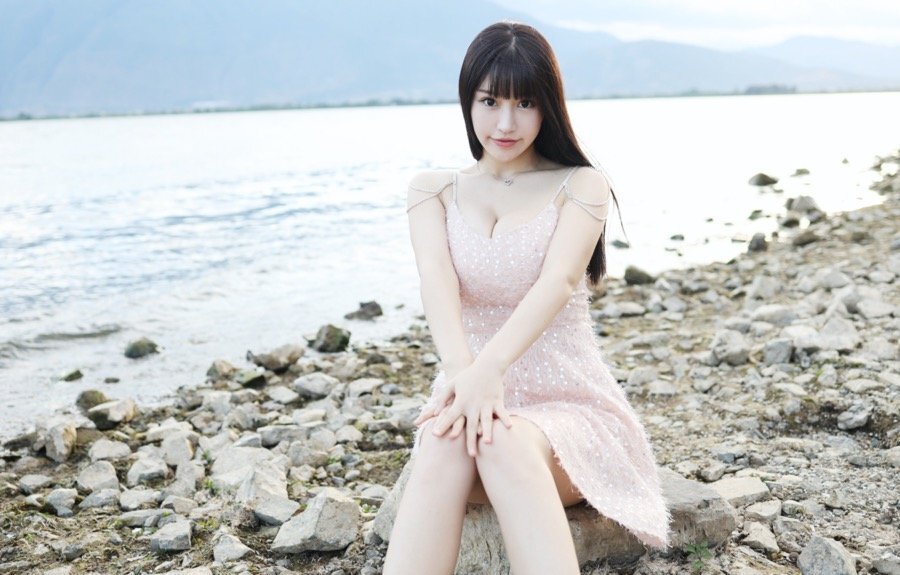 超有料！大胸软妹朱可儿胸也软软骨也软软