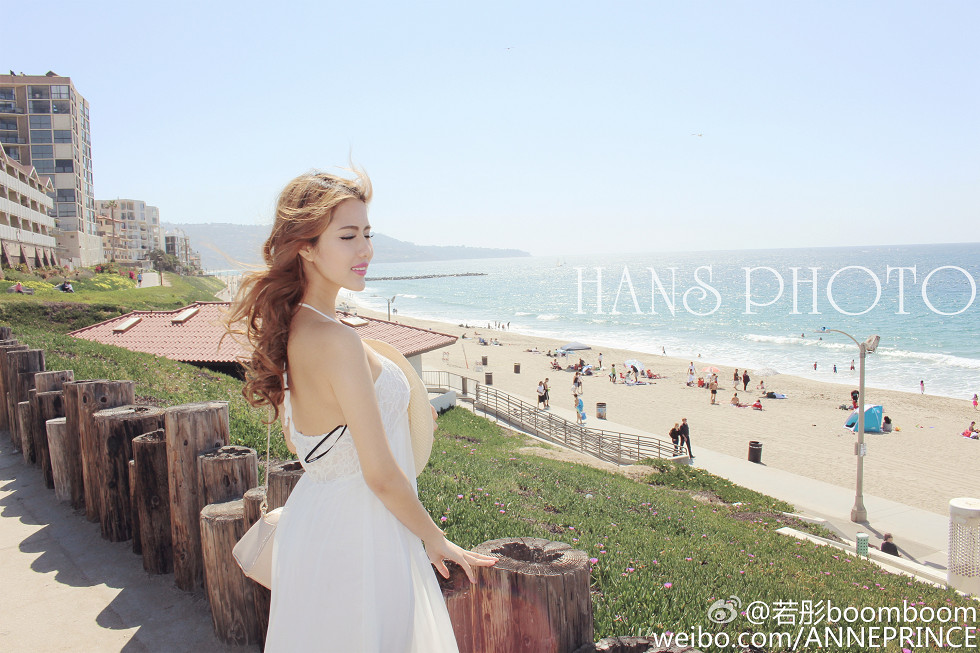 内地嫩模若彤boomboom丰乳大肥臀微博海量写真568P