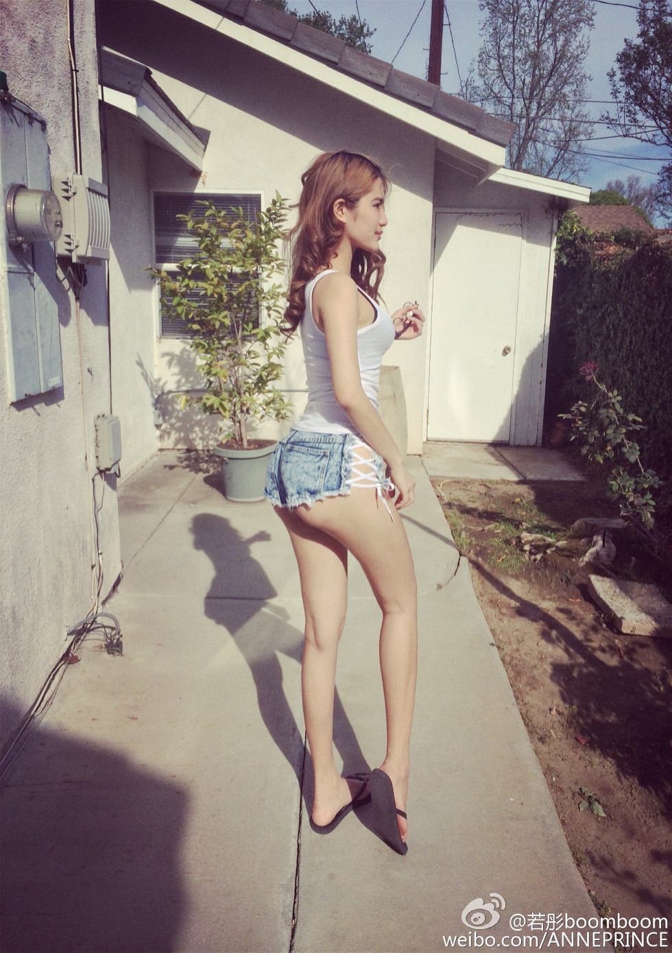 内地嫩模若彤boomboom丰乳大肥臀微博海量写真568P