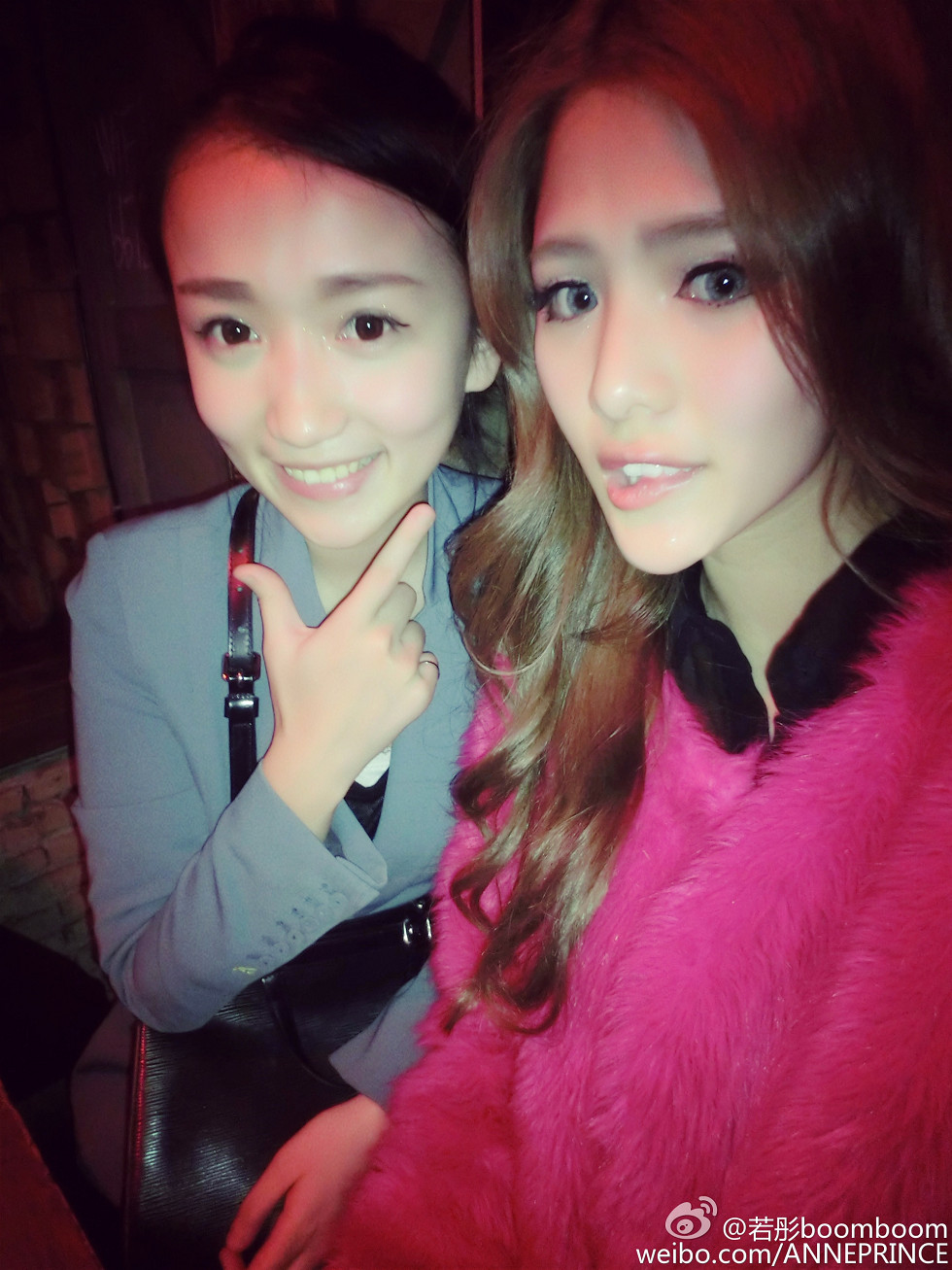 内地嫩模若彤boomboom丰乳大肥臀微博海量写真568P