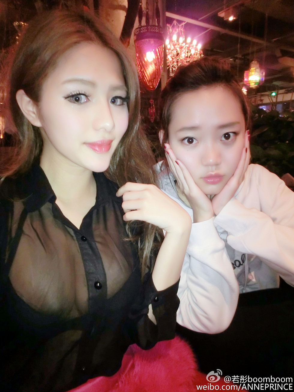 内地嫩模若彤boomboom丰乳大肥臀微博海量写真568P