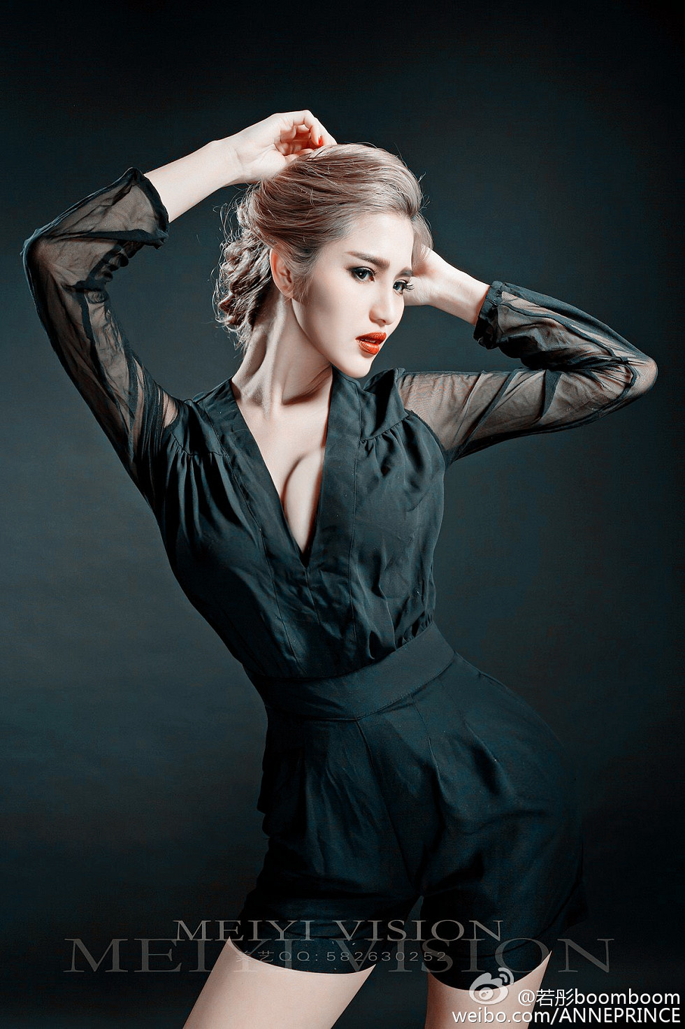 内地嫩模若彤boomboom丰乳大肥臀微博海量写真568P